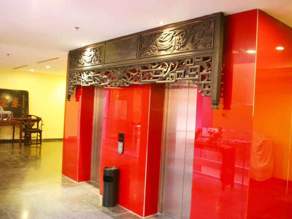China Community Culture & Art Hotel Циндао Экстерьер фото