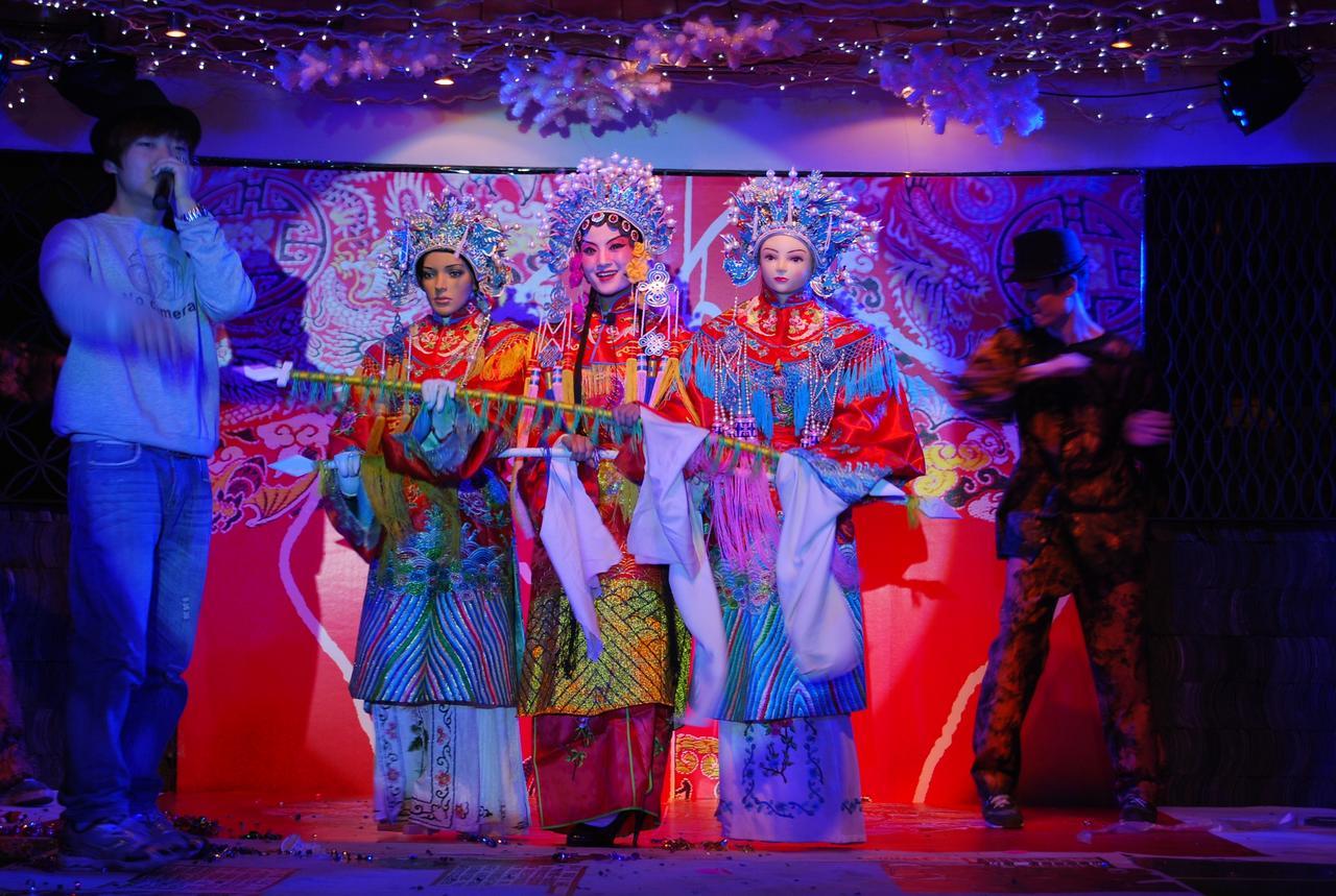 China Community Culture & Art Hotel Циндао Экстерьер фото