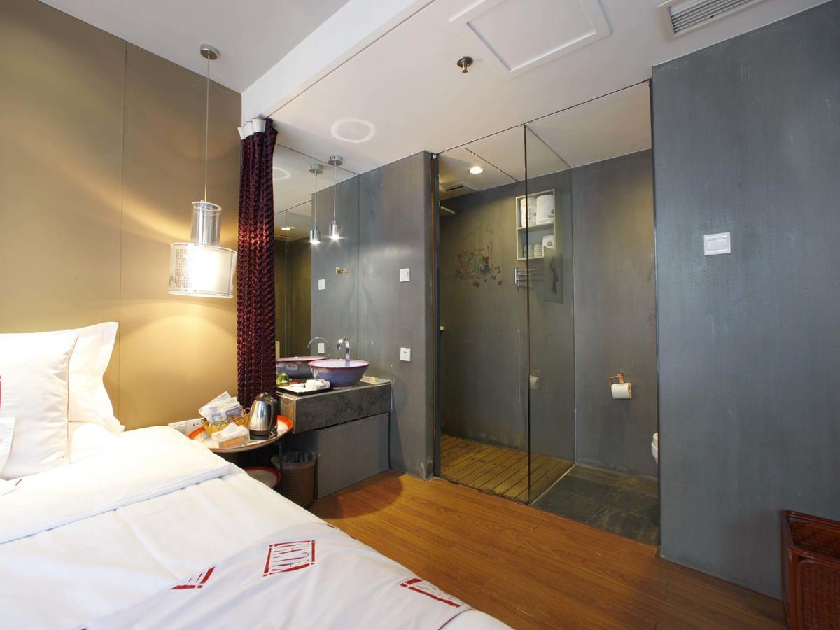 China Community Culture & Art Hotel Циндао Экстерьер фото