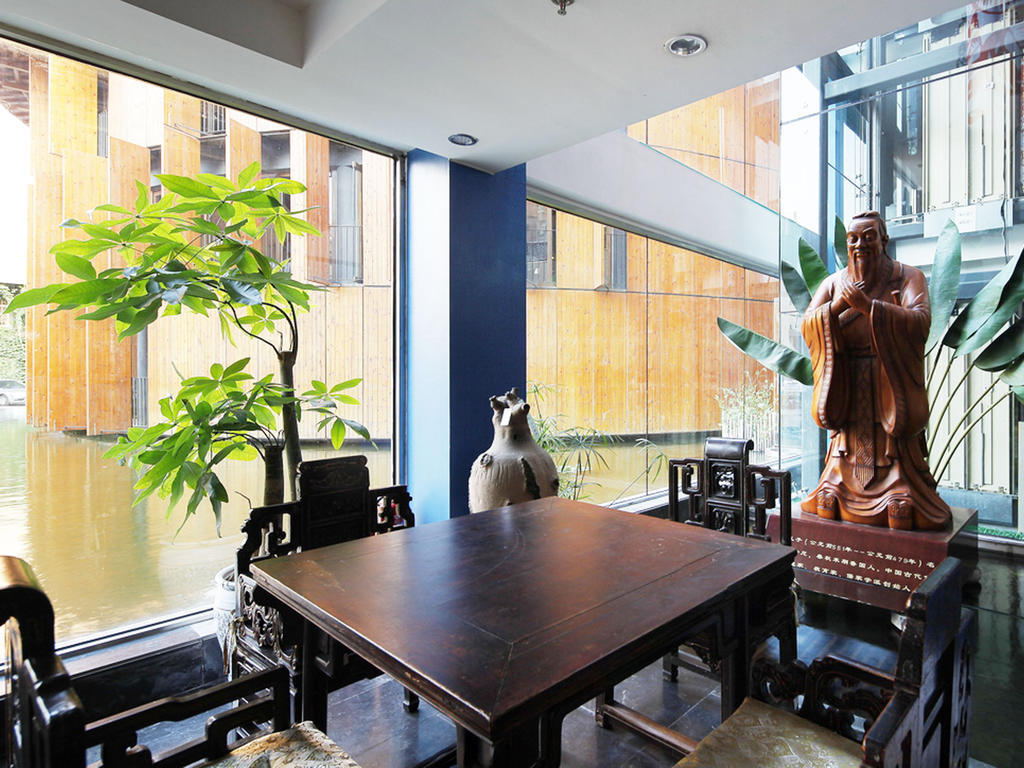 China Community Culture & Art Hotel Циндао Экстерьер фото